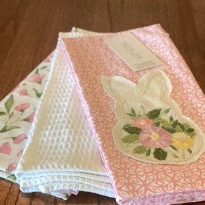 Rachel Zoe Easter Kitchen Towels - set of 3 towels.